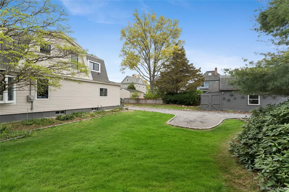 21 Mackey Avenue Port Washington, NY 11050