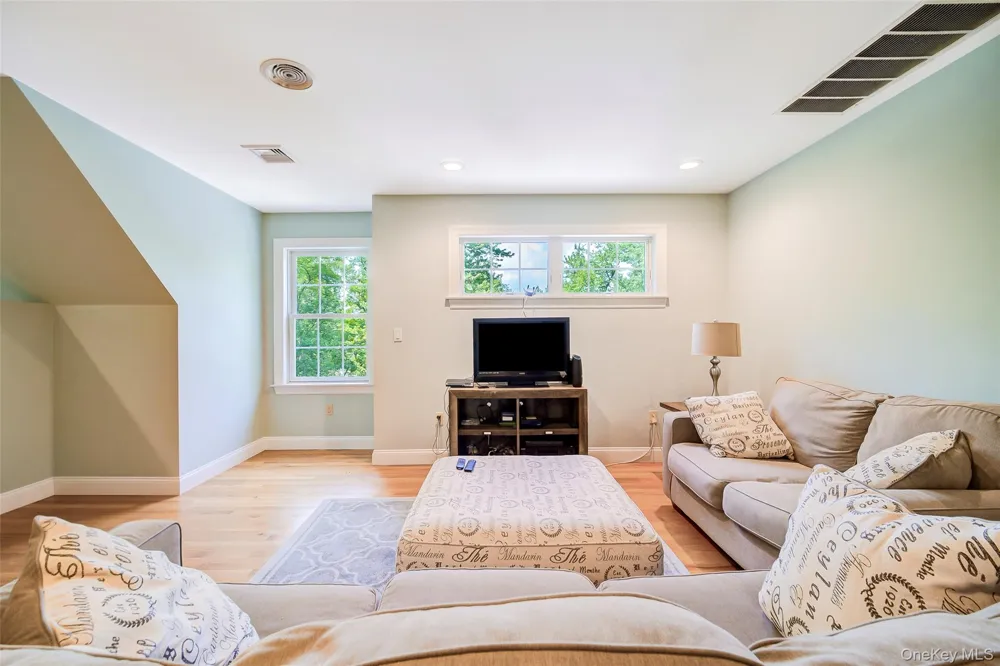 32 Old Chester Road Goshen, NY 10924