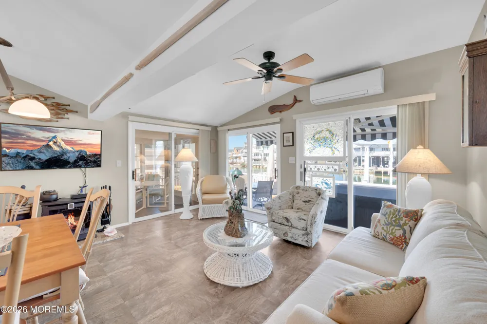 264 Heron Road Tuckerton, NJ 08087