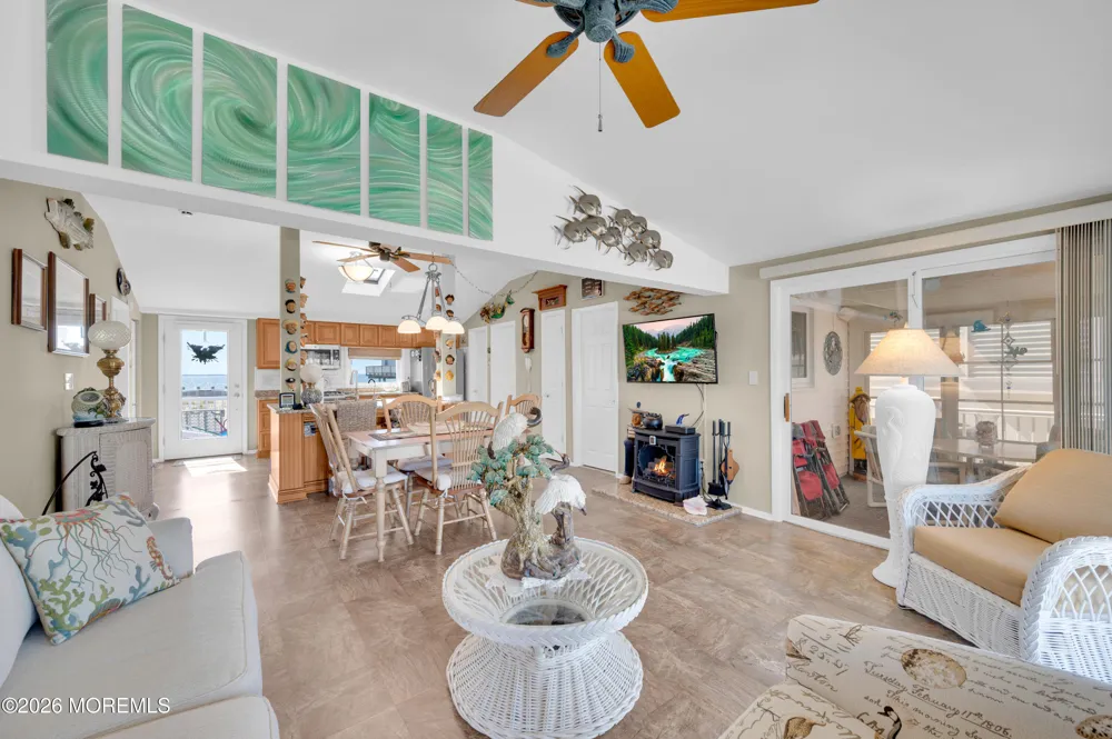 264 Heron Road Tuckerton, NJ 08087