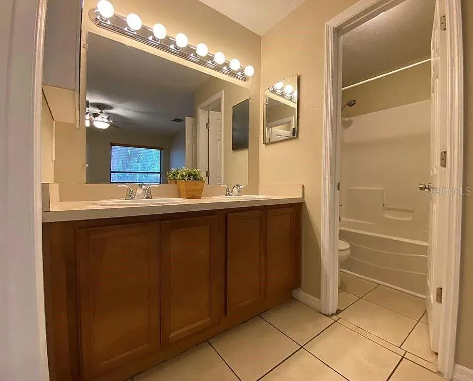 3254 HOWELL BRANCH ROAD Winter Park, FL 32792