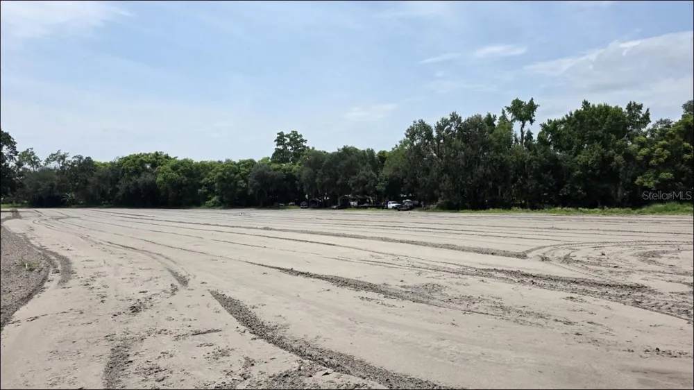 GALLAGHER ROAD Dover, FL 33527
