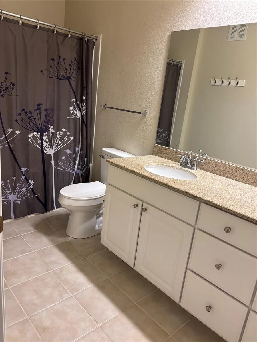 143 SOUTHERN PECAN CIRCLE #206 Winter Garden, FL 34787