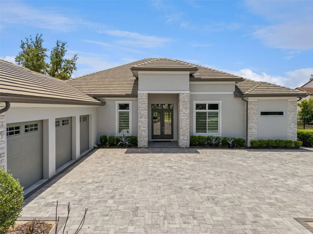 15220 PENDIO DRIVE Bella Collina, FL 34756