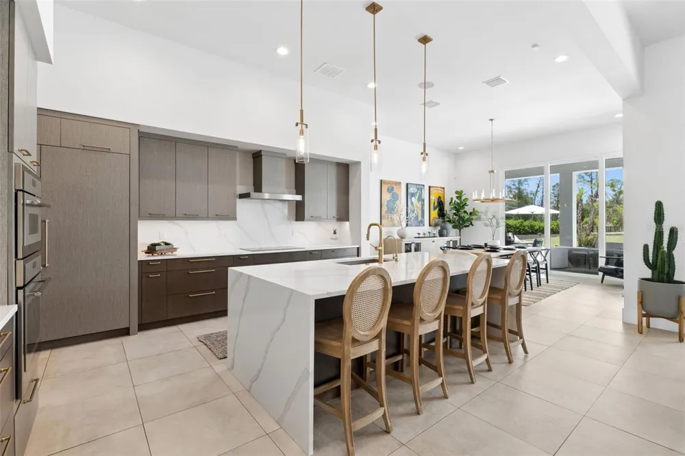 15220 PENDIO DRIVE Bella Collina, FL 34756