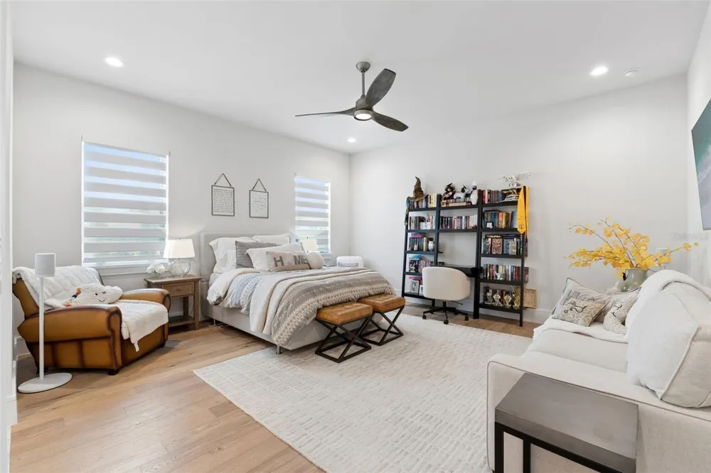 15220 PENDIO DRIVE Bella Collina, FL 34756