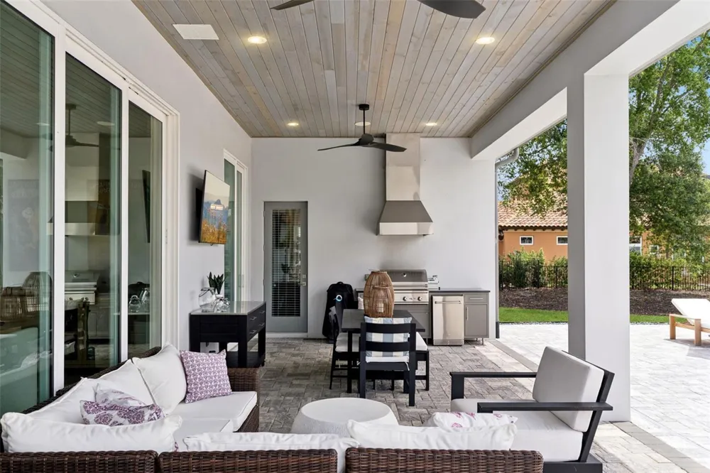 15220 PENDIO DRIVE Bella Collina, FL 34756