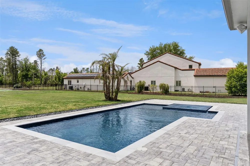 15220 PENDIO DRIVE Bella Collina, FL 34756