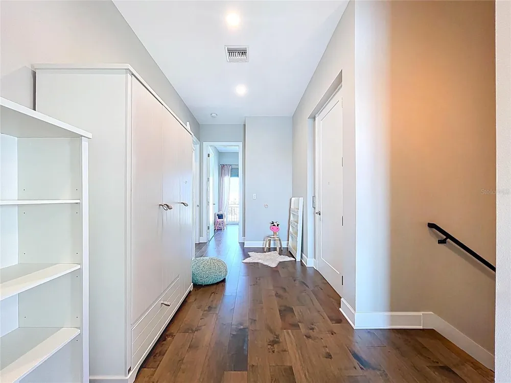 306 BAY PLZ Treasure Island, FL 33706