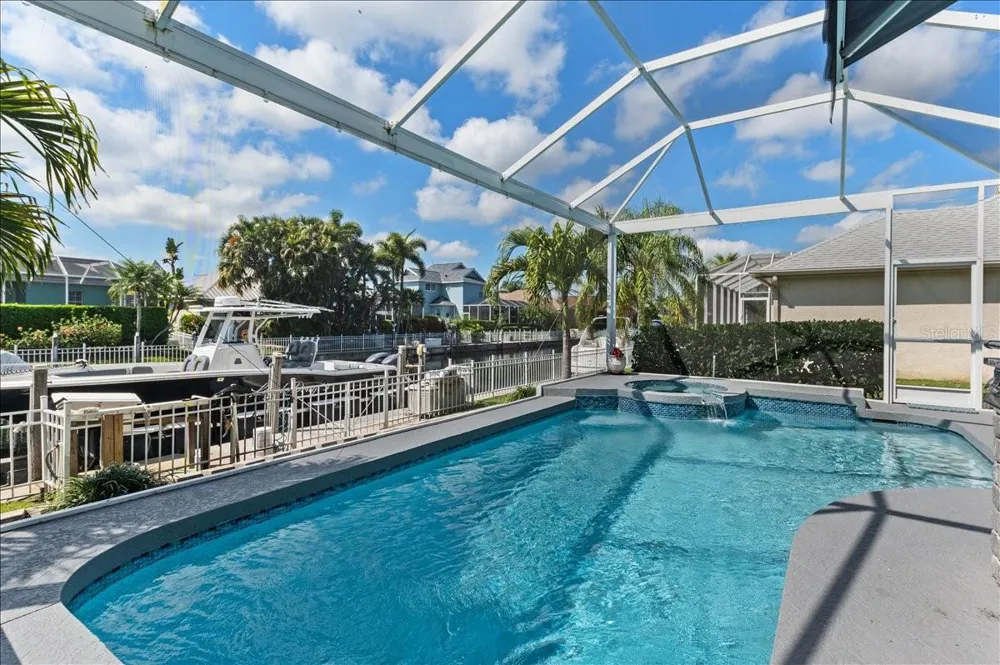 4748 COMPASS DRIVE Bradenton, FL 34208