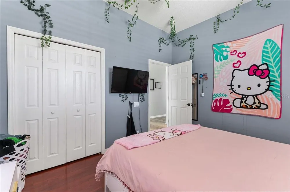 4748 COMPASS DRIVE Bradenton, FL 34208