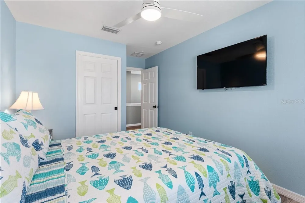 4748 COMPASS DRIVE Bradenton, FL 34208