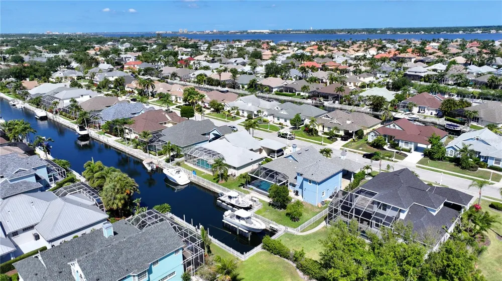 4748 COMPASS DRIVE Bradenton, FL 34208