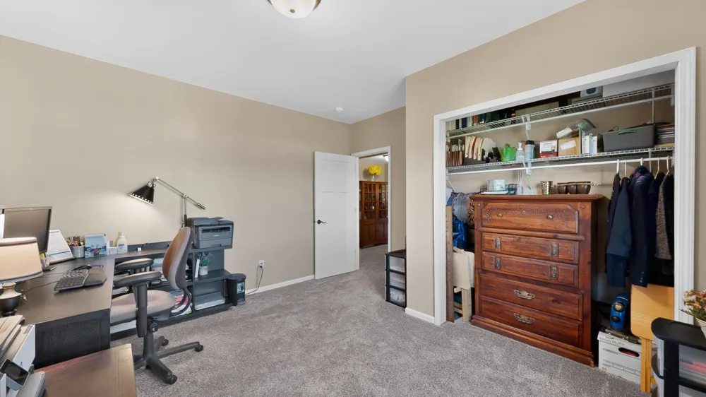 105 Hillwood Drive Lake City, MN 55041