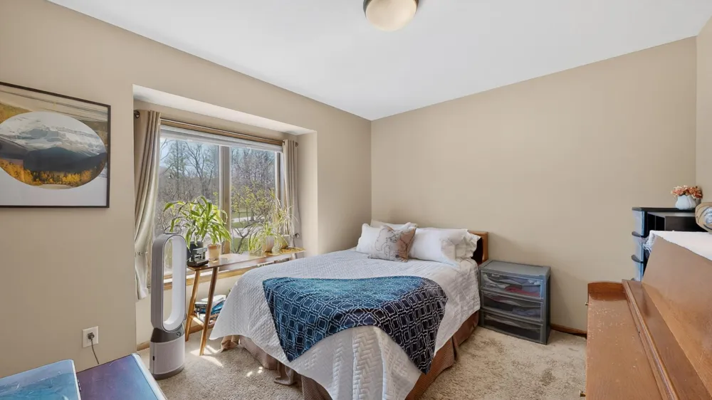 105 Hillwood Drive Lake City, MN 55041