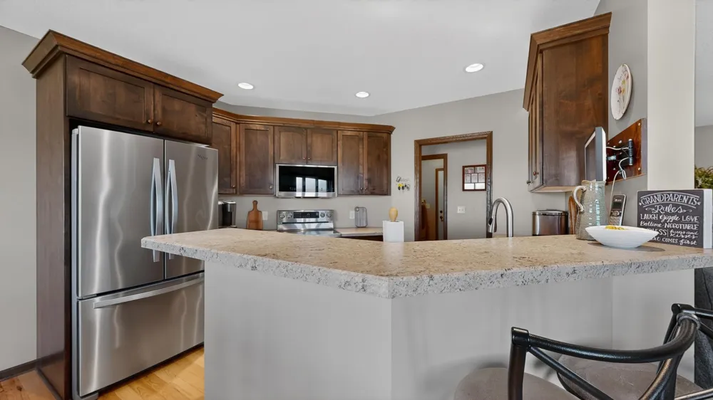 105 Hillwood Drive Lake City, MN 55041