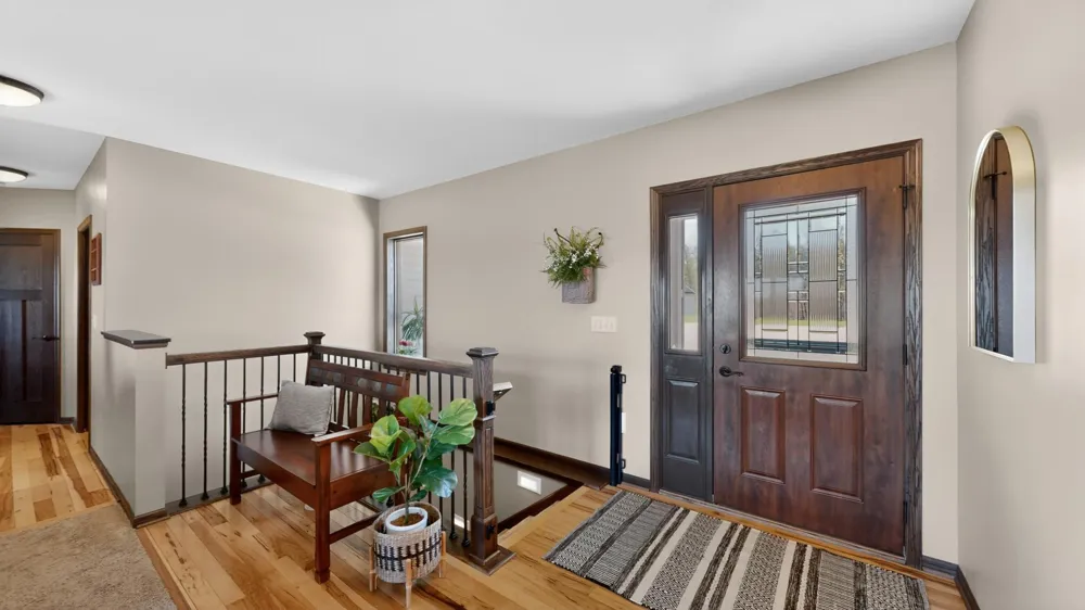 105 Hillwood Drive Lake City, MN 55041