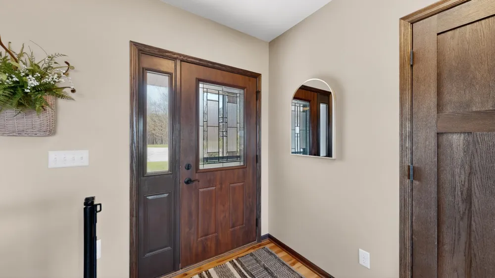 105 Hillwood Drive Lake City, MN 55041