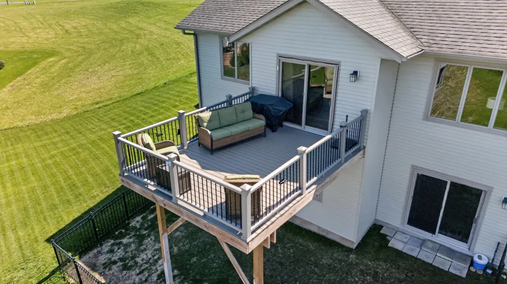 105 Hillwood Drive Lake City, MN 55041