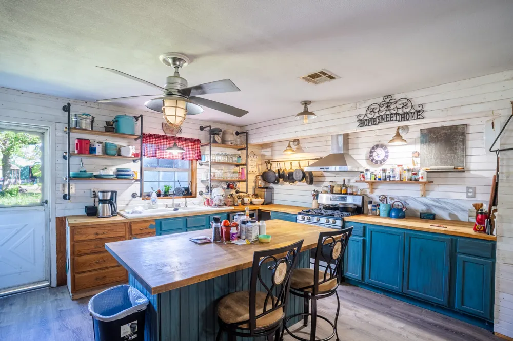 682 Lcr 450 Mexia, TX 76667