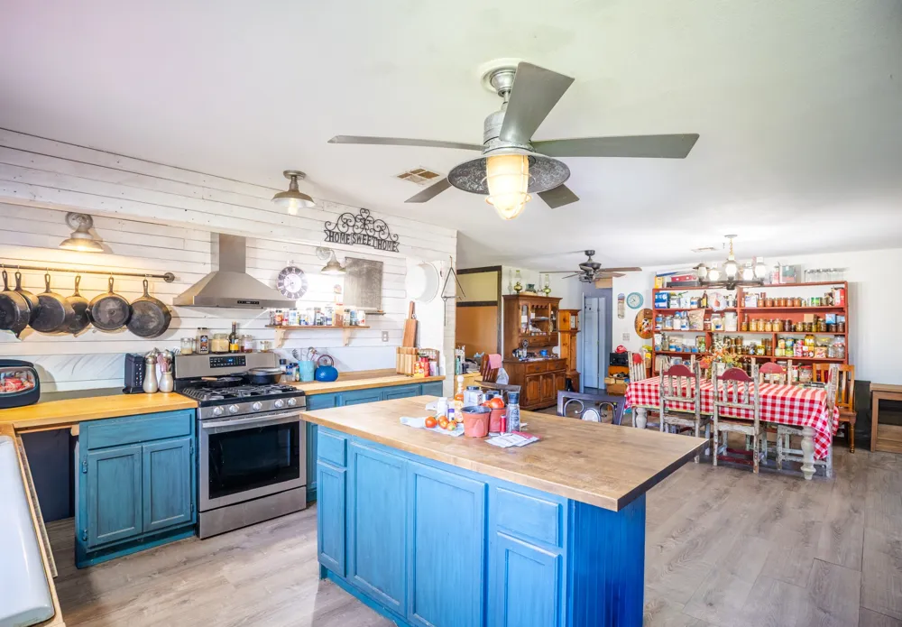 682 Lcr 450 Mexia, TX 76667