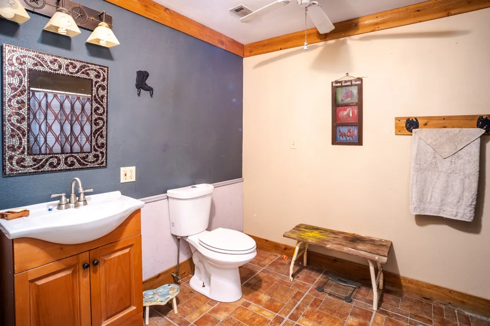 682 Lcr 450 Mexia, TX 76667
