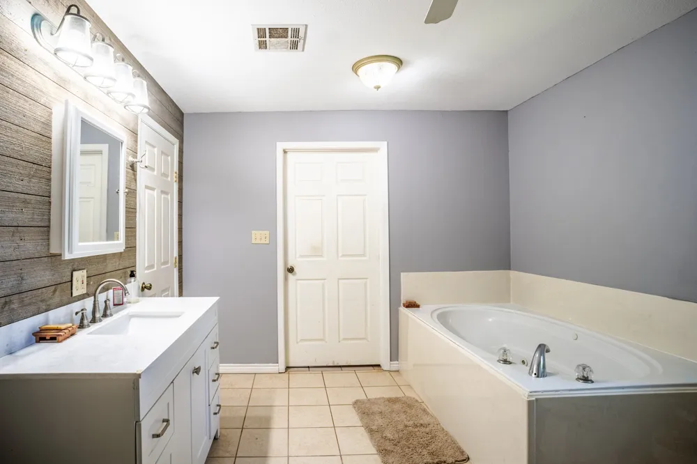 682 Lcr 450 Mexia, TX 76667