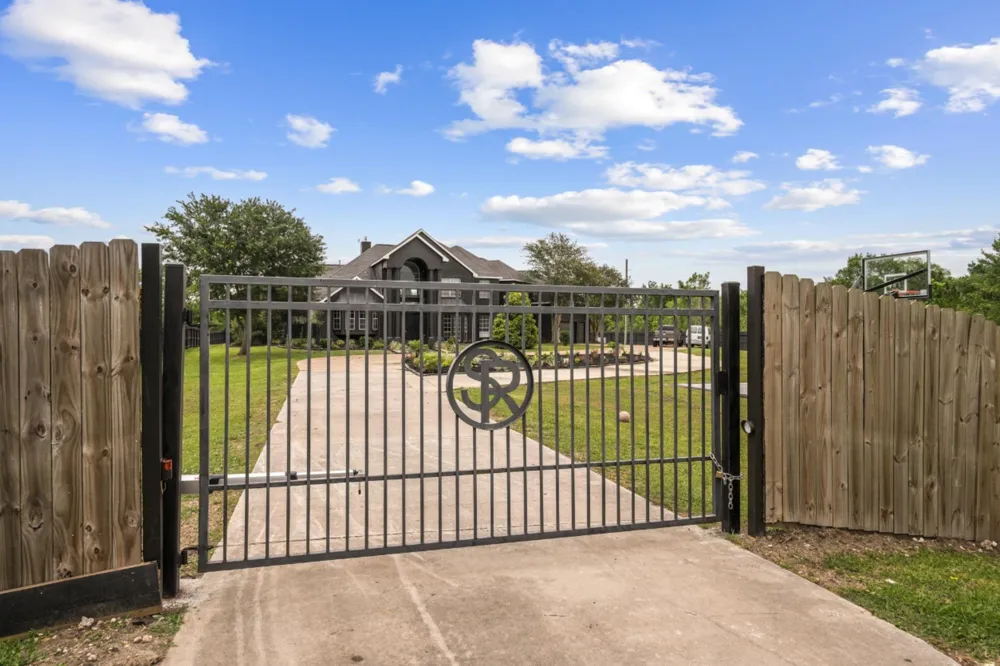 2027 Cullen Boulevard #865 Pearland, TX 77581
