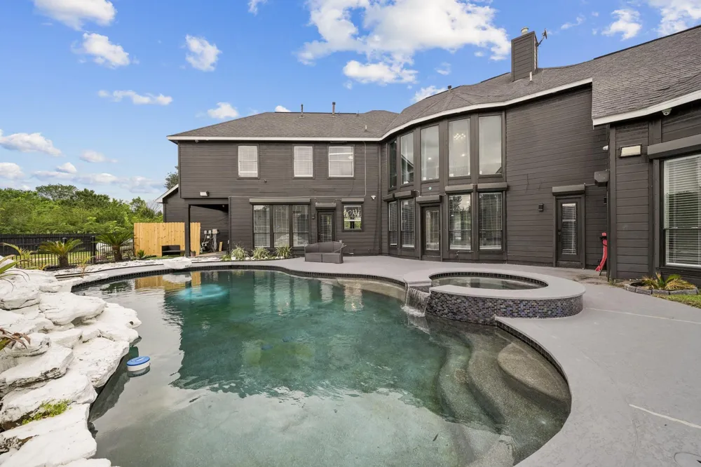 2027 Cullen Boulevard #865 Pearland, TX 77581
