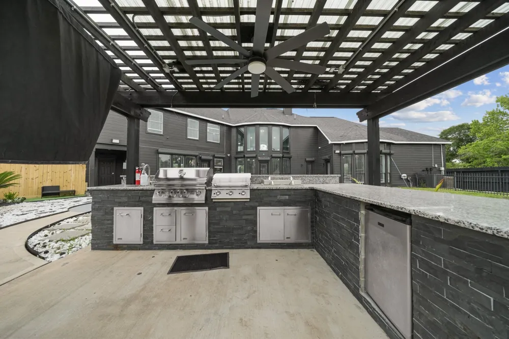 2027 Cullen Boulevard #865 Pearland, TX 77581