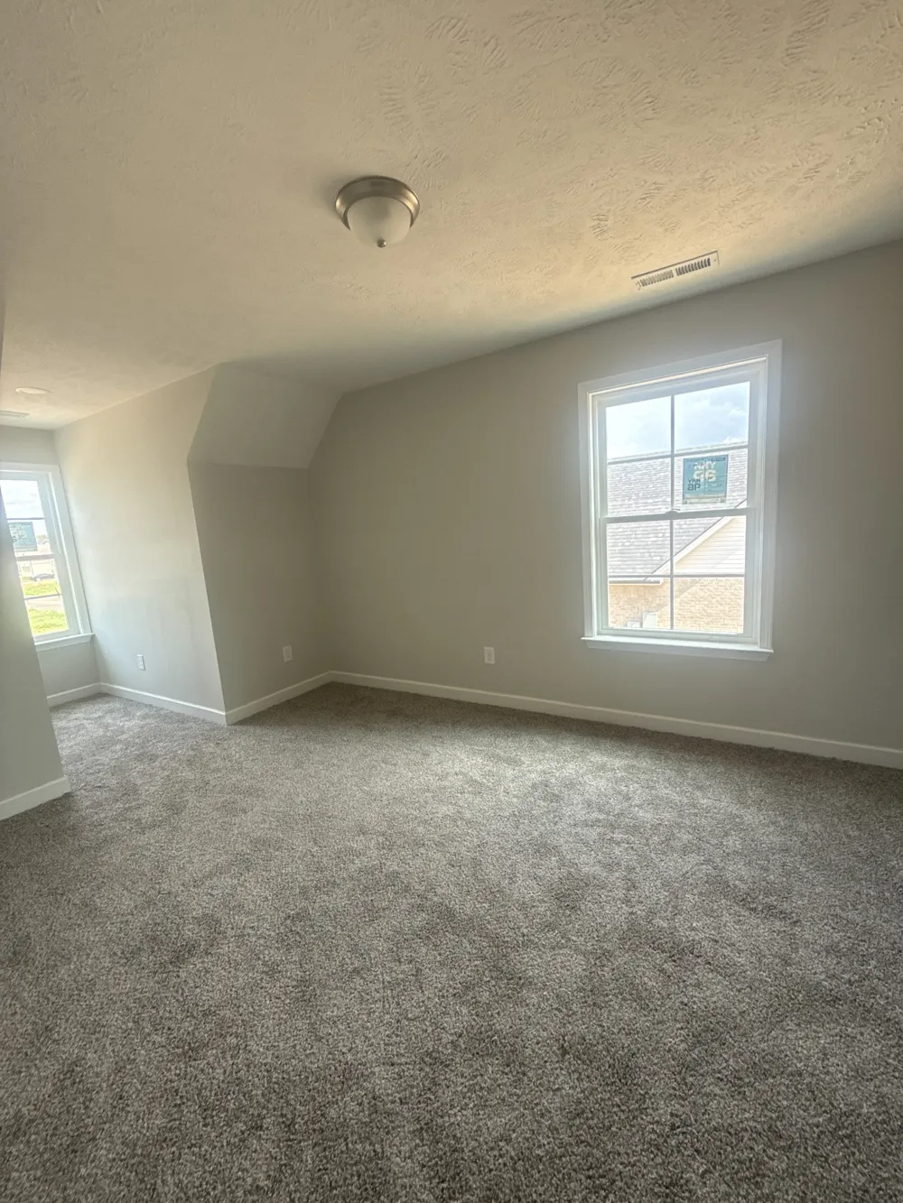 3180 Dusenburg Dr Christiana, TN 37037