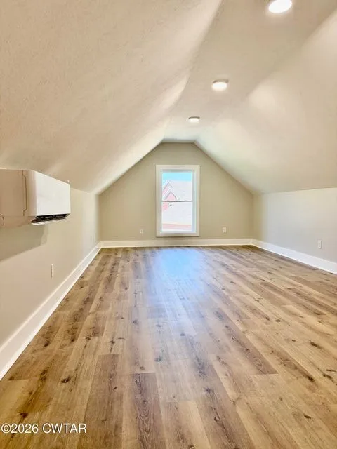 25 Weatherstone Dr Jackson, TN 38305