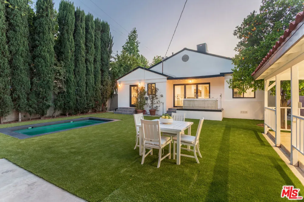 4418 Farmdale Avenue Studio City, CA 91602