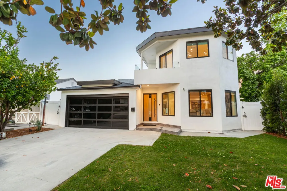 4418 Farmdale Avenue Studio City, CA 91602