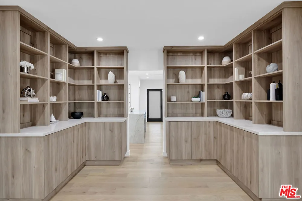 4418 Farmdale Avenue Studio City, CA 91602