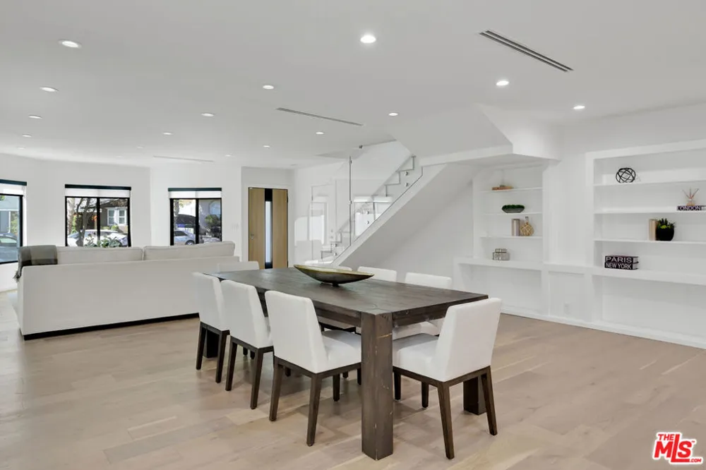 4418 Farmdale Avenue Studio City, CA 91602