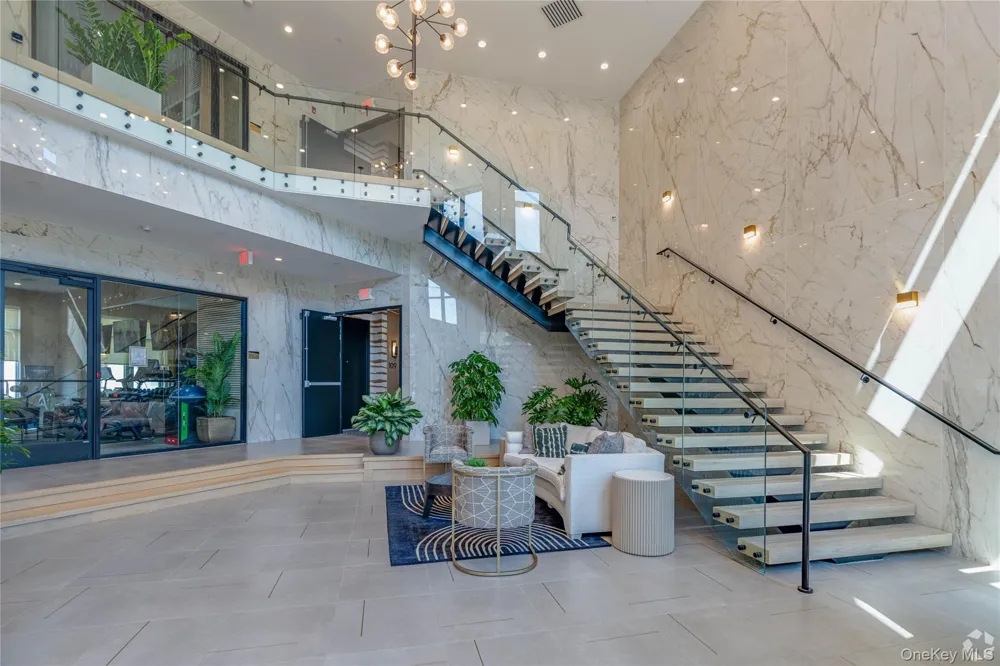 15 Washington Avenue #102 Suffern, NY 10901