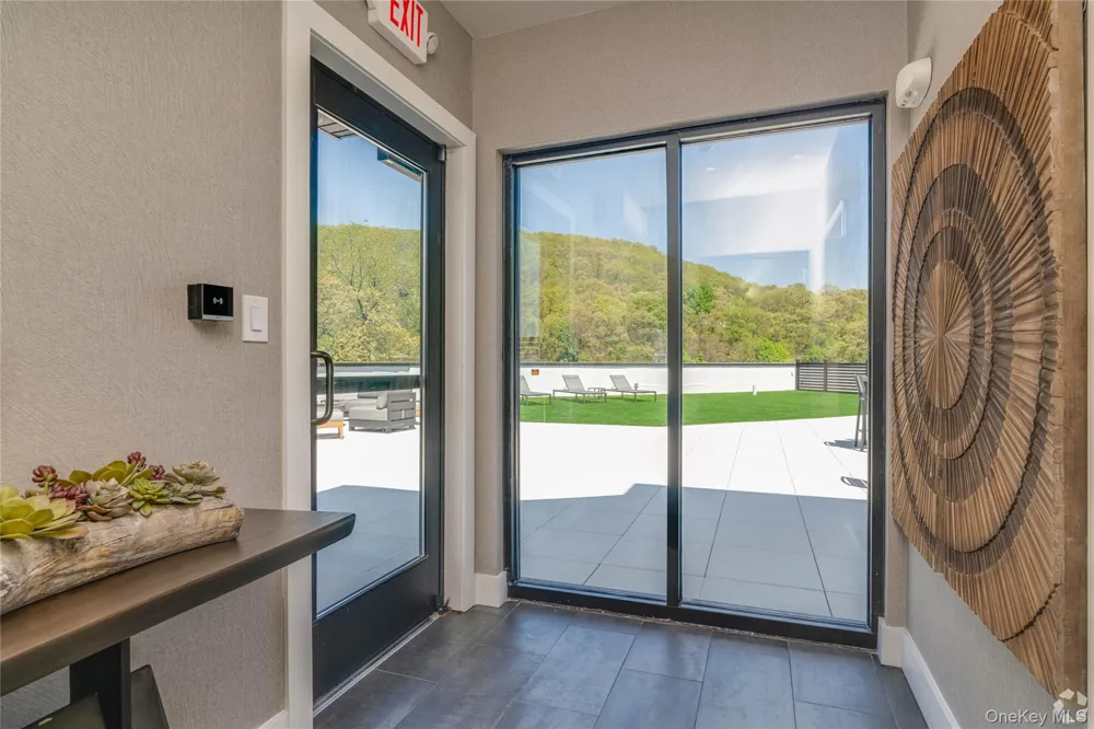 15 Washington Avenue #102 Suffern, NY 10901
