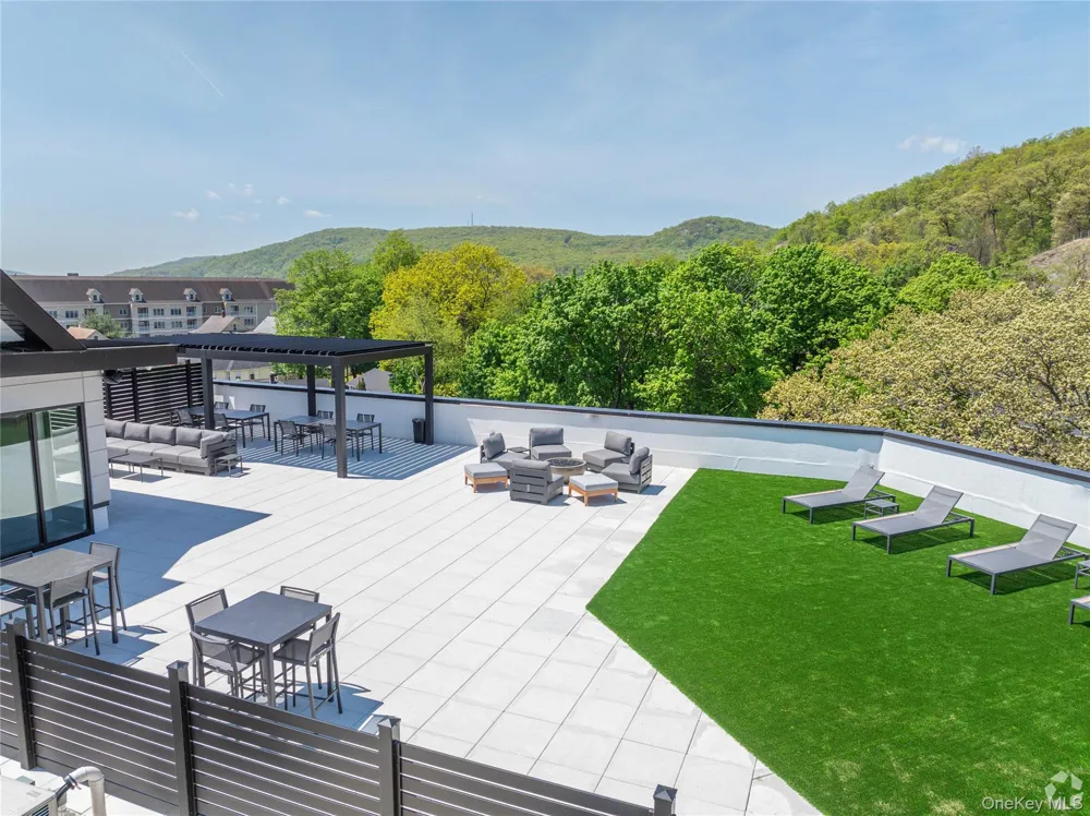 15 Washington Avenue #102 Suffern, NY 10901