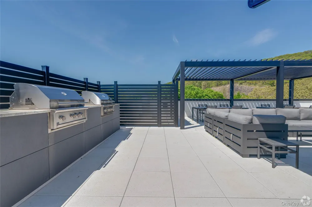 15 Washington Avenue #102 Suffern, NY 10901