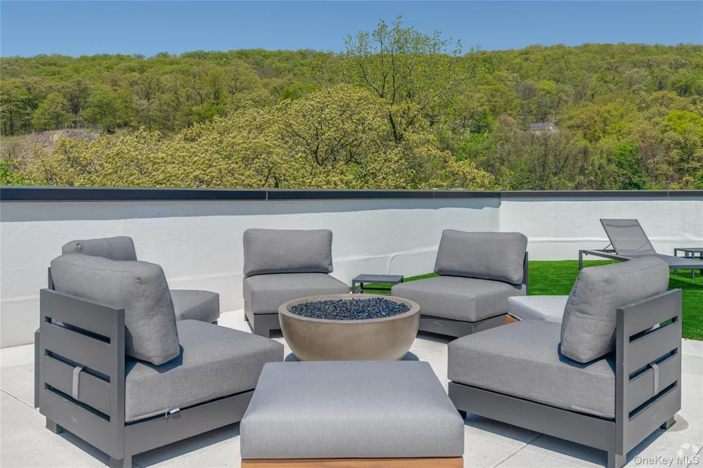 15 Washington Avenue #102 Suffern, NY 10901