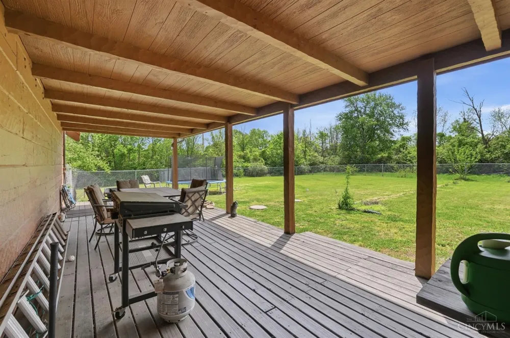 255 W Pekin Road Clearcreek, OH 45036