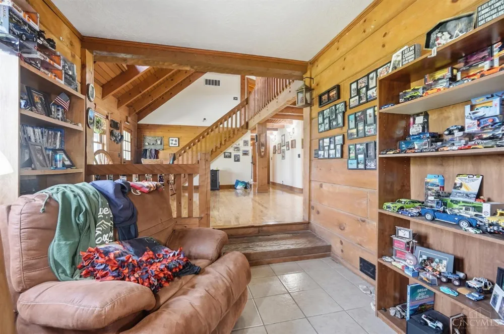 255 W Pekin Road Clearcreek, OH 45036