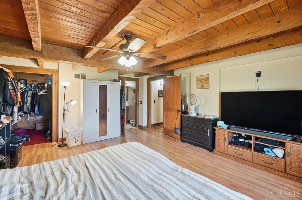 255 W Pekin Road Clearcreek, OH 45036