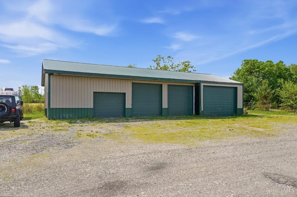 255 W Pekin Road Clearcreek, OH 45036