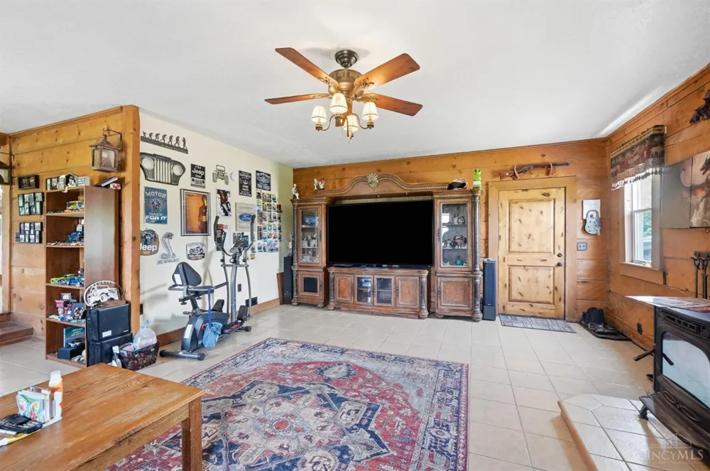 255 W Pekin Road Clearcreek, OH 45036