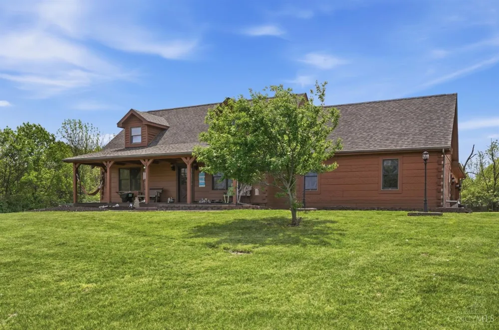255 W Pekin Road Clearcreek, OH 45036