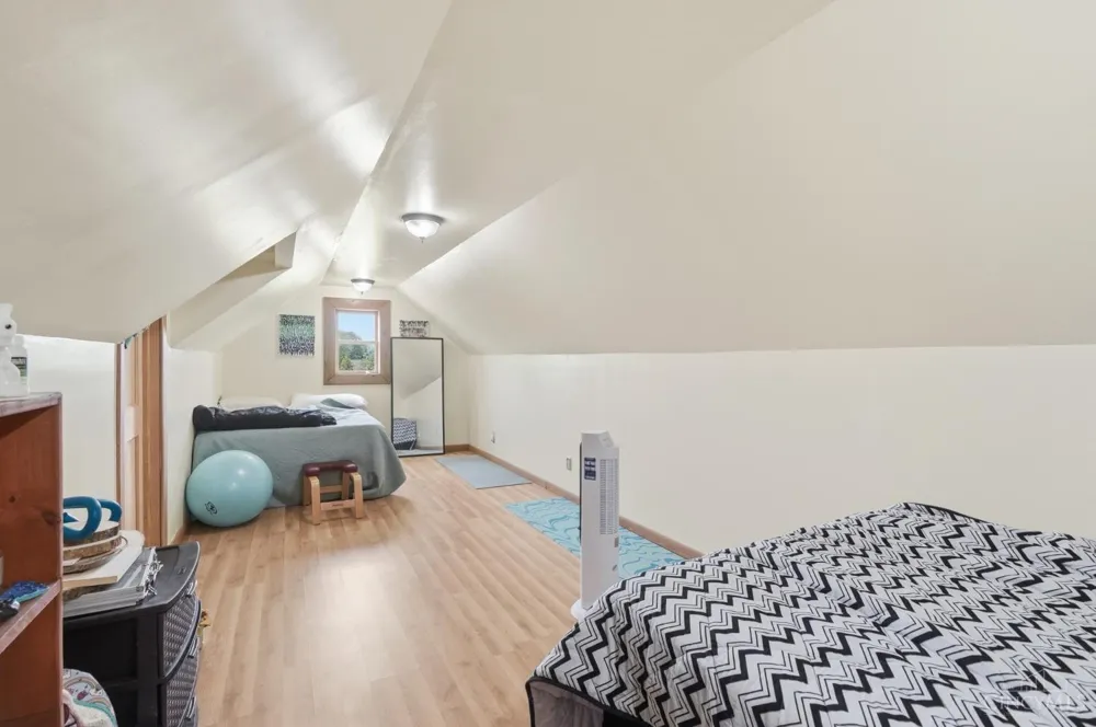 255 W Pekin Road Clearcreek, OH 45036