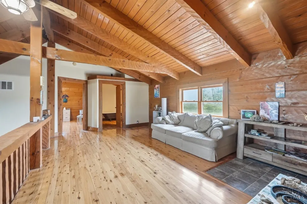 255 W Pekin Road Clearcreek, OH 45036