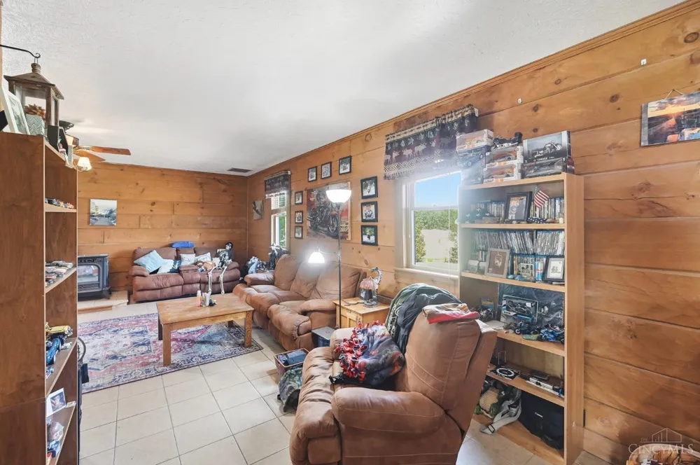 255 W Pekin Road Clearcreek, OH 45036